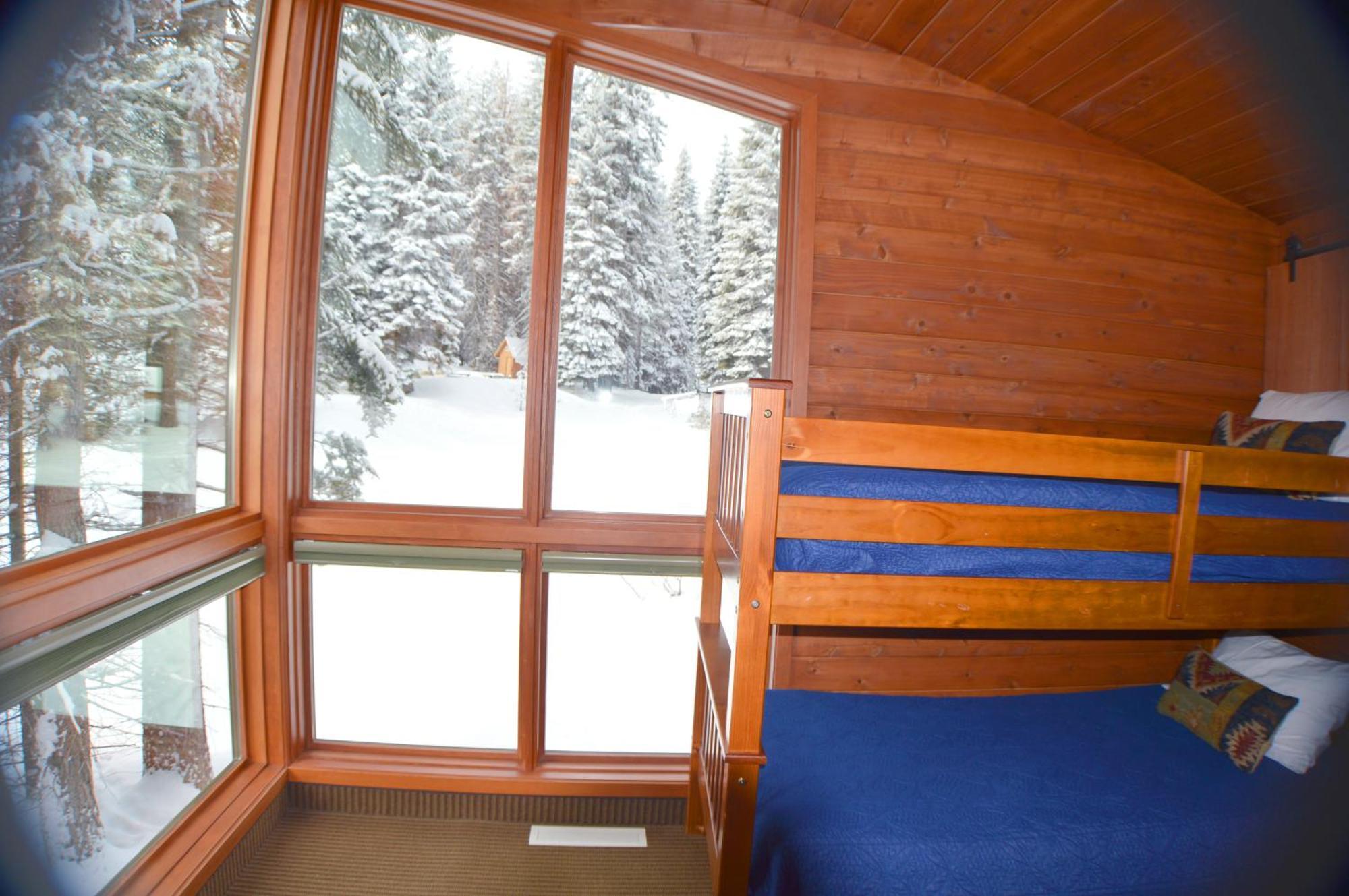 Montecito Sequoia Lodge Wilsonia Room photo