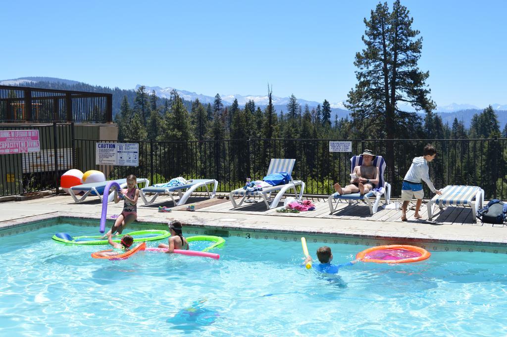 Montecito Sequoia Lodge Wilsonia Exterior photo