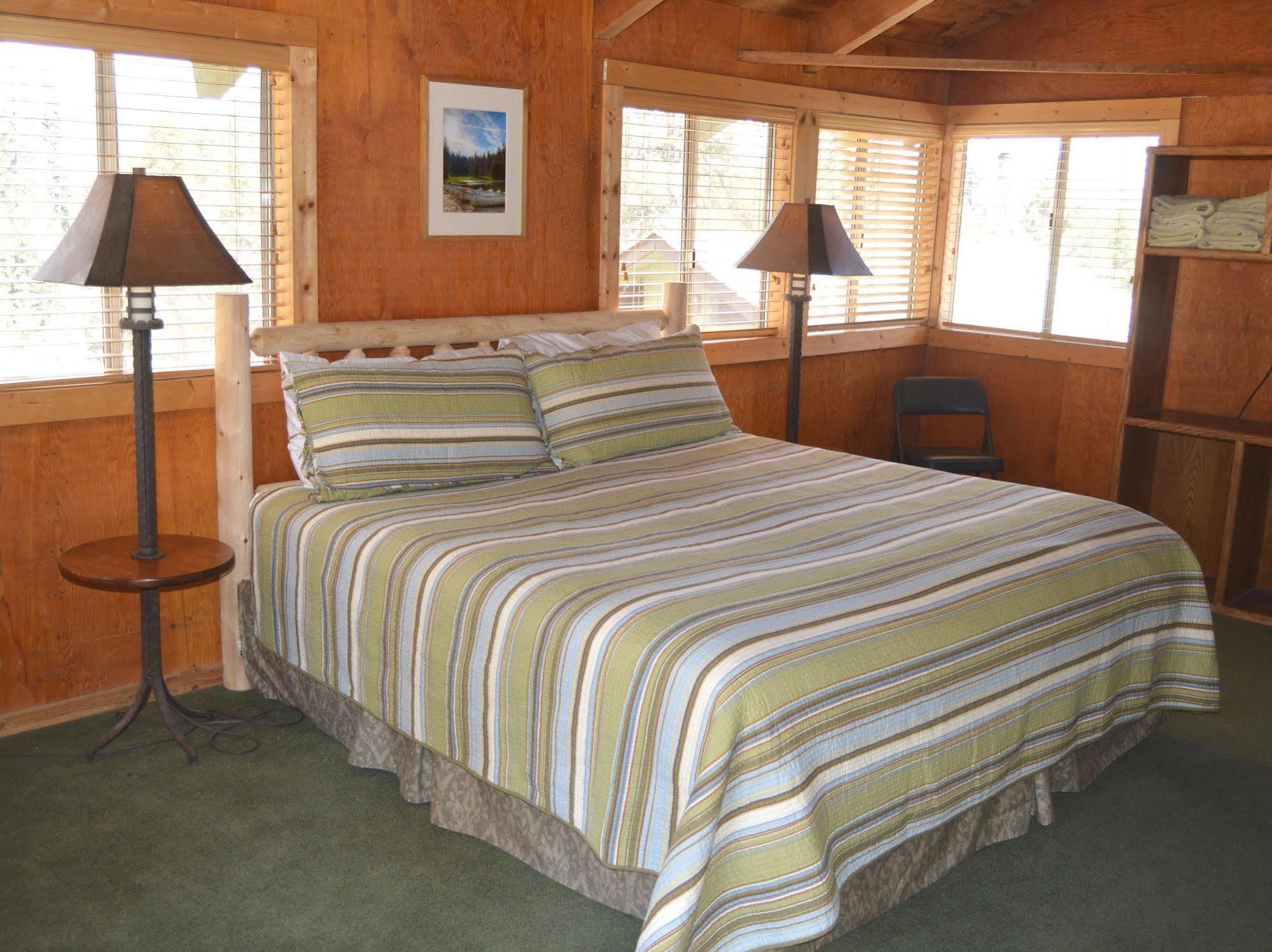 Montecito Sequoia Lodge Wilsonia Exterior photo